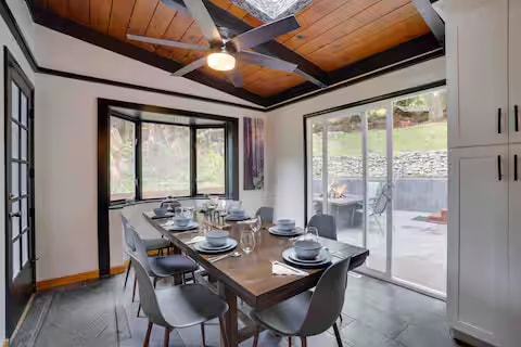 Redwood Retreat property photo 8