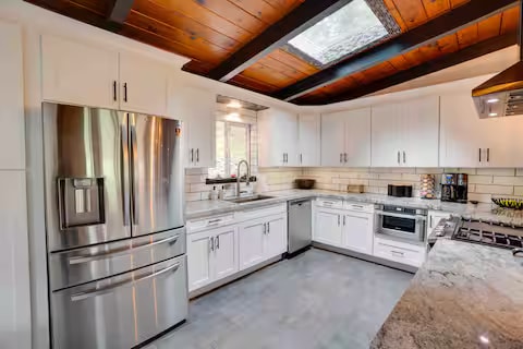 Redwood Retreat property photo 9