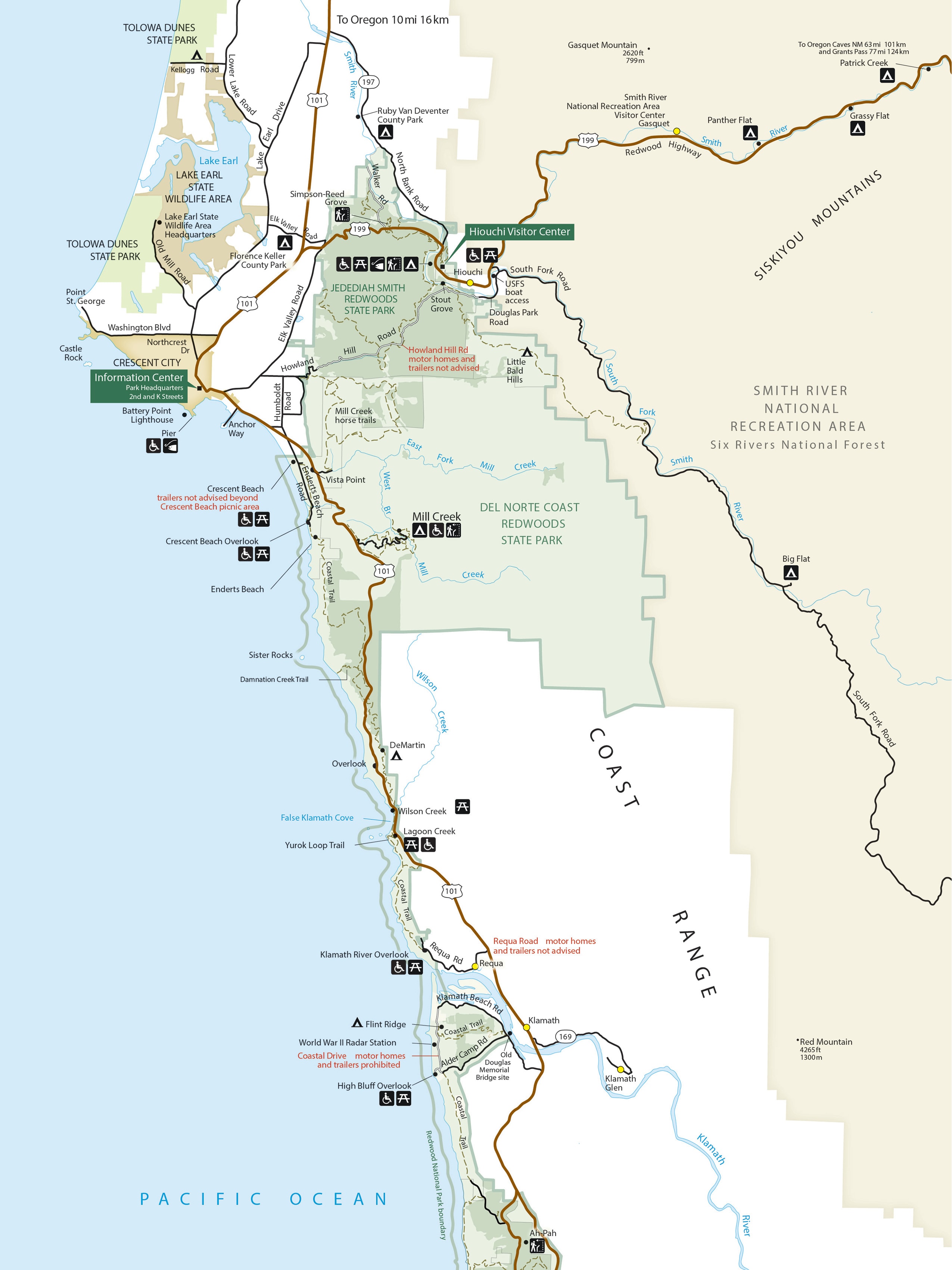 Official North District map of Redwood National and State Parks showing Jedediah Smith and Del Norte Coast Redwoods, Crescent City, Hiouchi, Klamath, trails, roads, and coastal landmarks